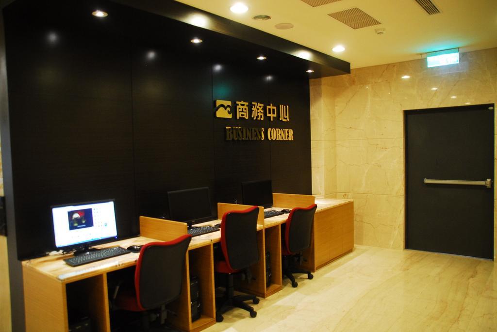 メープル ホテル 台南 エクステリア 写真