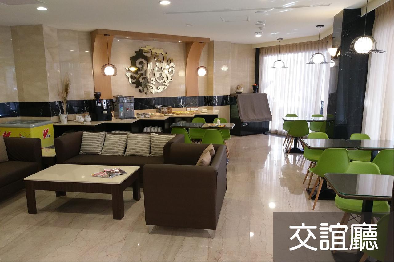 メープル ホテル 台南 エクステリア 写真